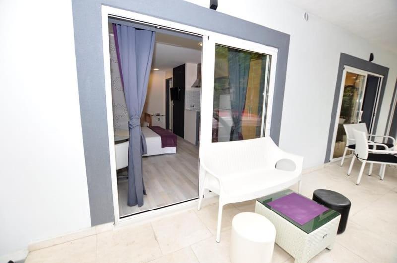 Apartments Gabi Omis Exterior photo